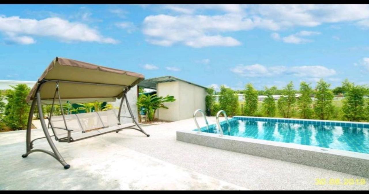 Malinee Resort Bang Tao Beach  Buitenkant foto