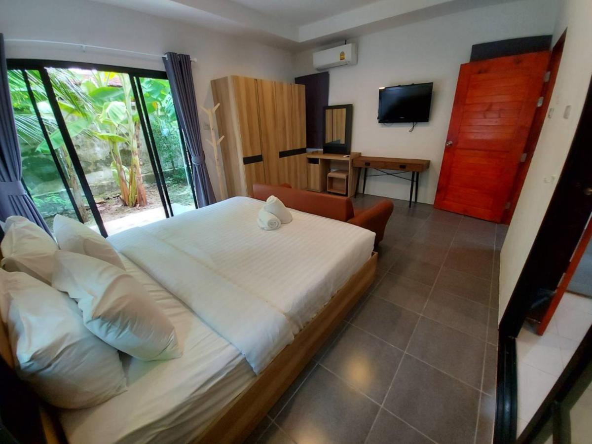 Malinee Resort Bang Tao Beach  Buitenkant foto