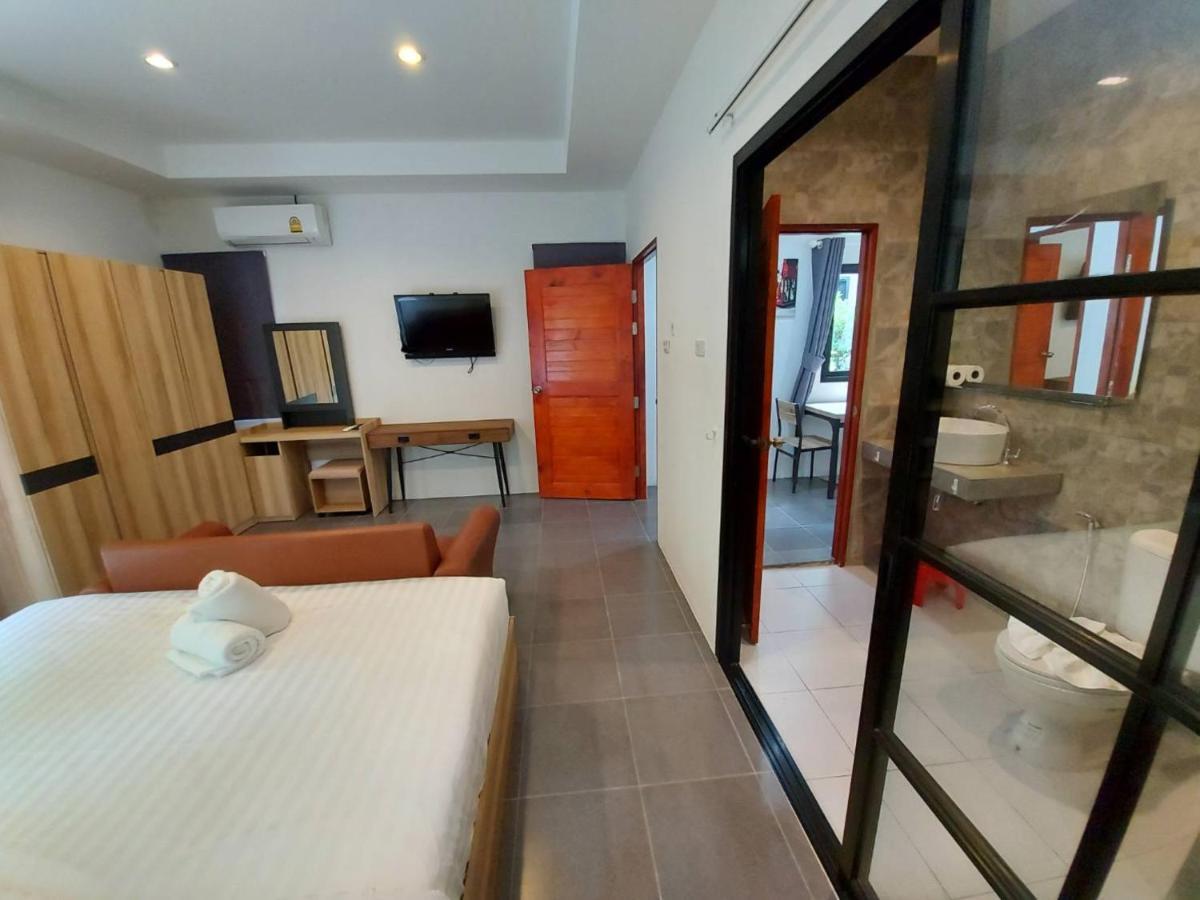 Malinee Resort Bang Tao Beach  Buitenkant foto