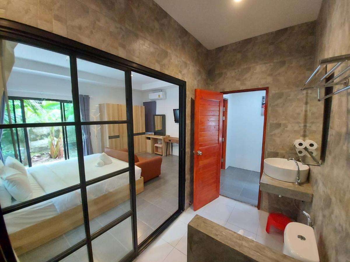 Malinee Resort Bang Tao Beach  Buitenkant foto