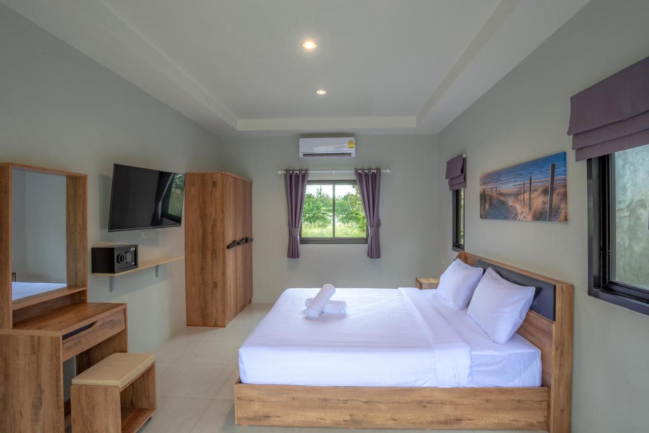 Malinee Resort Bang Tao Beach  Buitenkant foto